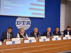 Министър Хинков: Реагирахме на 65 сигнала за недостиг на лекарства