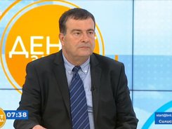 Заместник-министърът на здравеопазването д-р Димитър Петров: Работим в посока въвеждане на електронно здравеопазване и електронна здравна карта