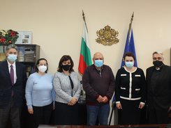 МЗ и Националният съвет на религиозните общности в България започват съвместна работа за повишаване на осведомеността на обществото за ползите от ваксинацията срещу COVID-19