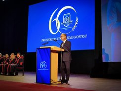 Министър Меджидиев присъства на дипломирането на абсолвентите от Випуск 2022 на МУ „Проф. Д-р Параскев Стоянов“ – Варна