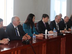 Министър Меджидиев: След приключване на процедурата по договаряне без предварително обявление подписахме договора за доставка на 6 хеликоптера за нуждите на спешната медицинска помощ