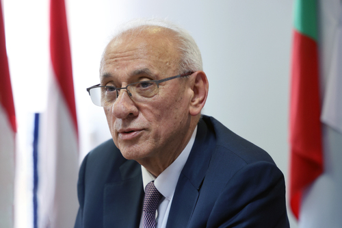 Министър Кирилов: Изготвя се Наредба за контрол на вътреболничните инфекции