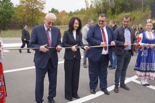 Министър Кирилов откри нова хеликоптерна площадка в Габрово