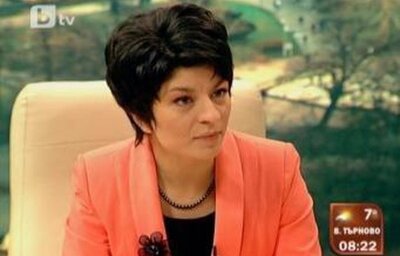 Десислава Атанасова пред БТВ: "Търсим начин всеки да си плаща здравните осигуровки"