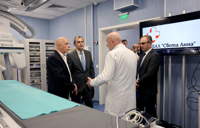 Министър Околийски откри първия строук център в България