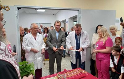 Доц. Околийски участва в церемонията по откриване на реновираната Клиника по урология в Пирогов
