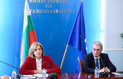 Министър Хинков се срещна с европейския комисар по здравеопазване Стела Кириакиду