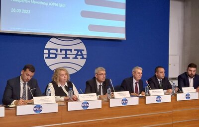 Министър Хинков: Реагирахме на 65 сигнала за недостиг на лекарства