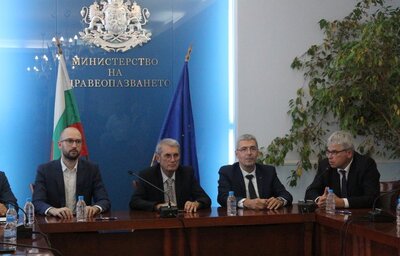 Министър Хинков: Националният рамков договор трябва да се подписва всяка година