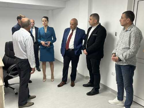 Министър Катя Ивкова на посещение в новия болничен комплекс на МБАЛ „Св. Пантелеймон“ в Ямбол: Тук сме, за да се уверим, че процесите по изграждане на  съвременна здравна инфраструктура за нуждите на гражданите са на своя финален ет