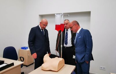 Министър Меджидиев: Изпращаме в Италия преподаватели за обмен на опит по оказване на спешна медицинска помощ по въздуха