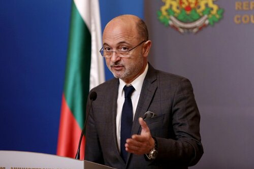 Министър Меджидиев: Министерският съвет одобри позицията на България относно закупуването на ваксини срещу COVID-19