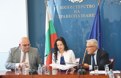 Министър Ивкова съгласува подписания Национален рамков договор за медицински дейности за 2026 – 2028 г.