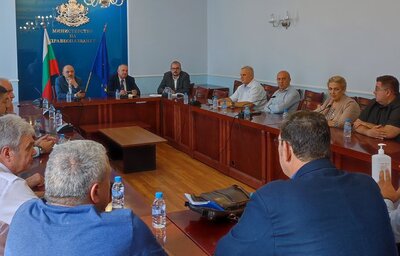 Министър Асен Меджидиев: Започваме работа по новите национални рамкови договори съвместно със съсловните организации и Националната здравноосигурителна каса
