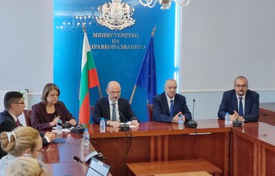 Министърът на здравеопазването д-р Асен Меджидиев представи приоритетите и екипа на МЗ