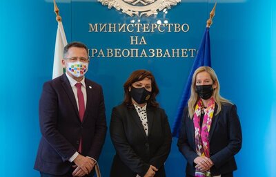 Министър Сербезова проведе среща с представителите на УНИЦЕФ и СЗО за България