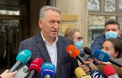 Отменя се изискването за писмено информирано съгласие за ваксиниране срещу COVID-19
