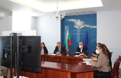 Еврокомисарят по въпросите на здравеопазването и безопасността на храните подкрепя въвеждането на „зелен сертификат“ в България