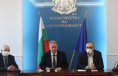 Министър Кацаров: Удължаваме срока на сертификата за преболедуване от 6 на 12 месеца