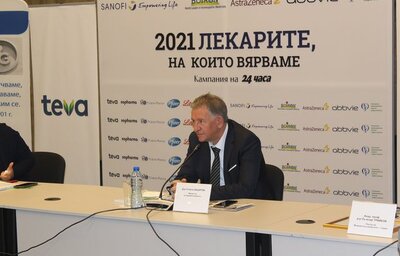Д-р Стойчо Кацаров: Ние ще преживеем тази COVID вълна, но ще си платим цената