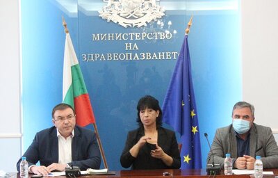 Министър Ангелов: Всички лица, получили първа доза от ваксината на AstraZeneca, които не са проявили сериозни нежелани лекарствени реакции, могат да се имунизират с втора доза от същата ваксина
