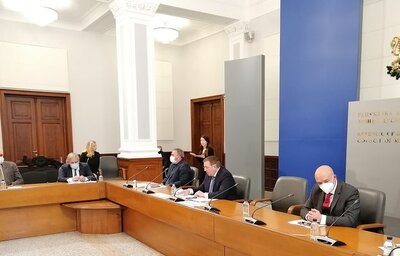 Третата вълна на COVID-19 по нищо не прилича на втората