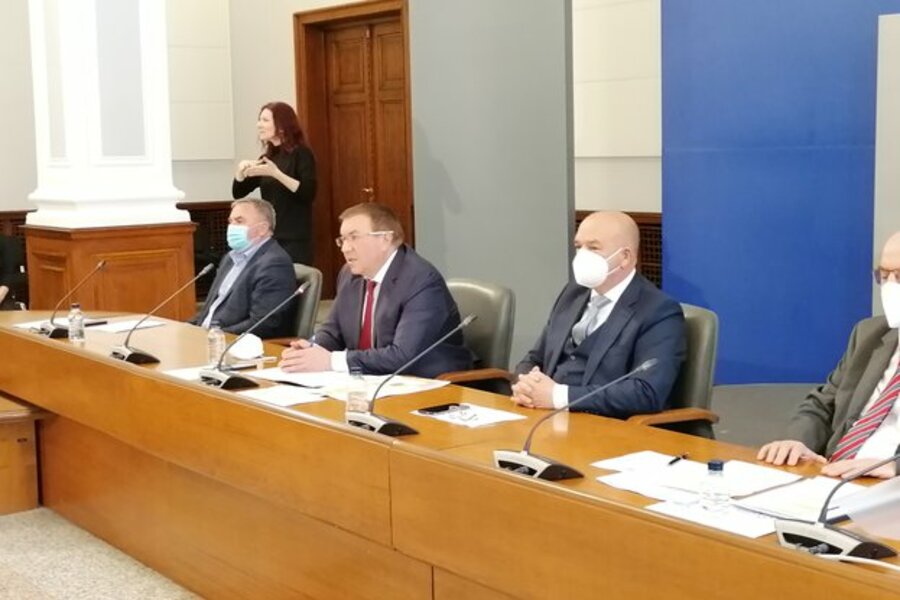 profangelov-brifing-11-03-2021.jpg__623x416_q85_crop_subsampling-2_upscale.jpg