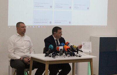 Министърът на здравеопазването проф. Костадин Ангелов представи сертификата за ваксинация срещу COVID-19